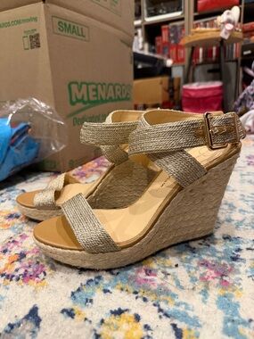 Jessica Simpson Jaulinna Metallic Gold Woven Espadrille Wedge Sandals